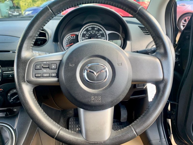 MAZDA MAZDA2