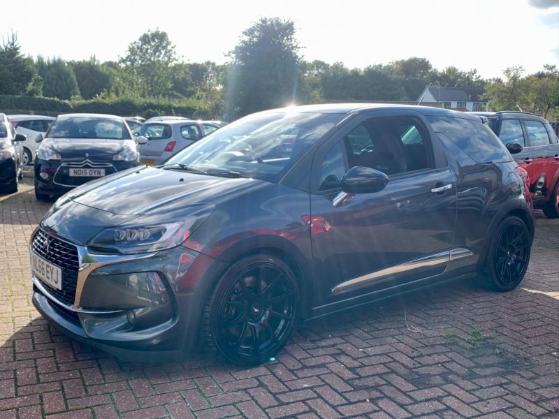 DS AUTOMOBILES DS 3