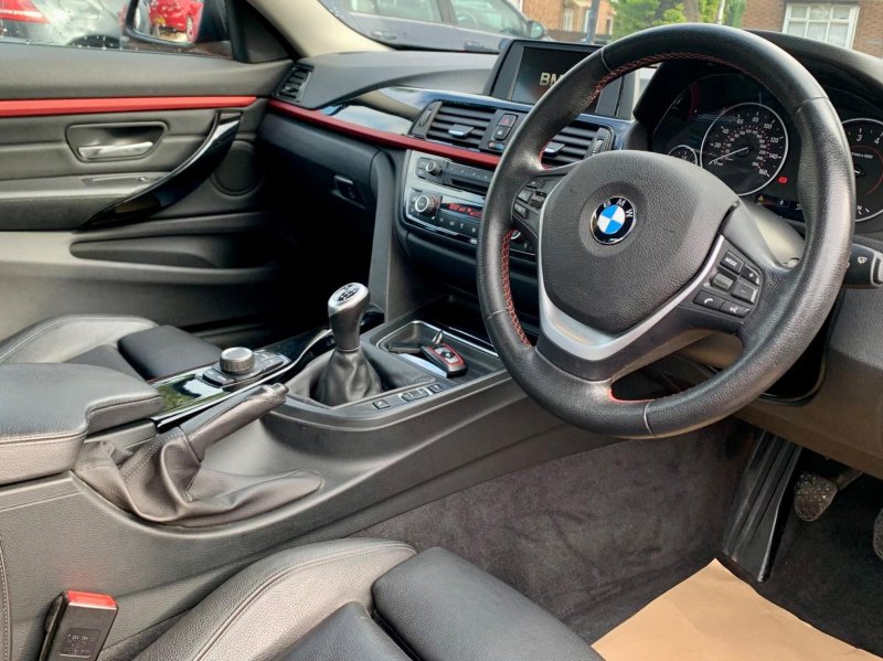 BMW 4 SERIES