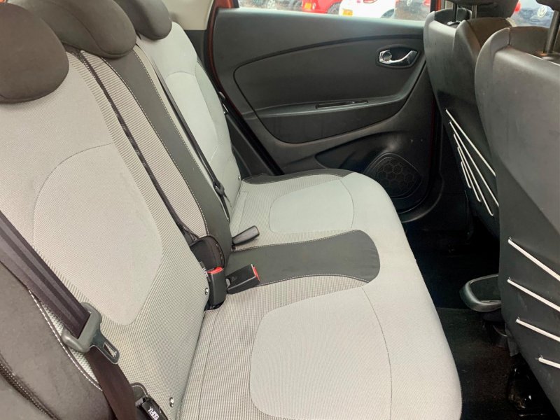 RENAULT CAPTUR
