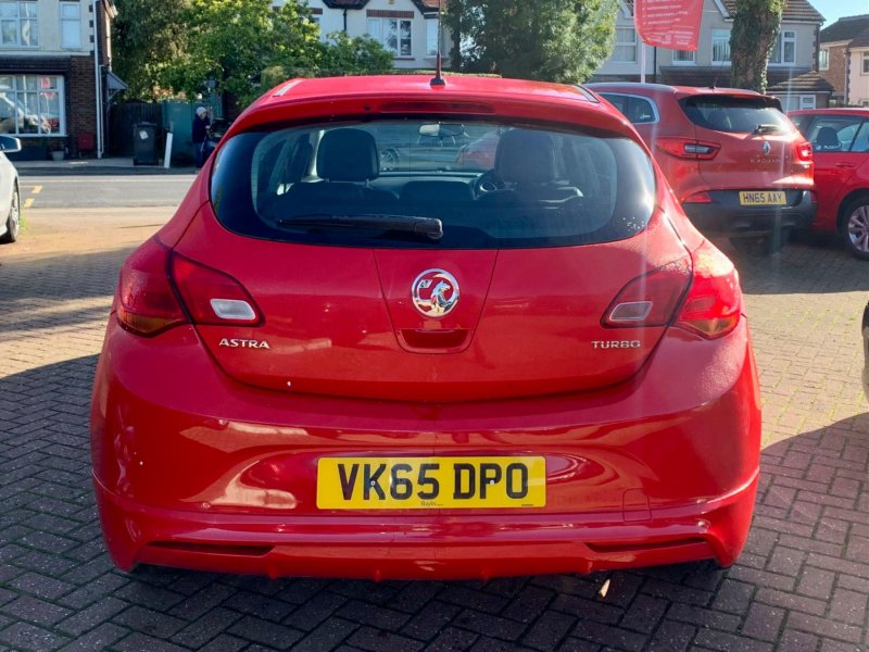 VAUXHALL ASTRA