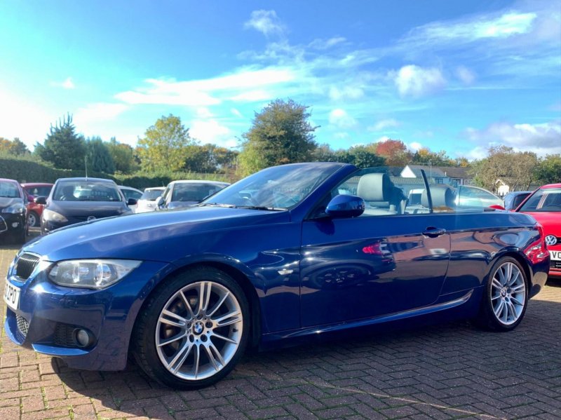 BMW 3 SERIES