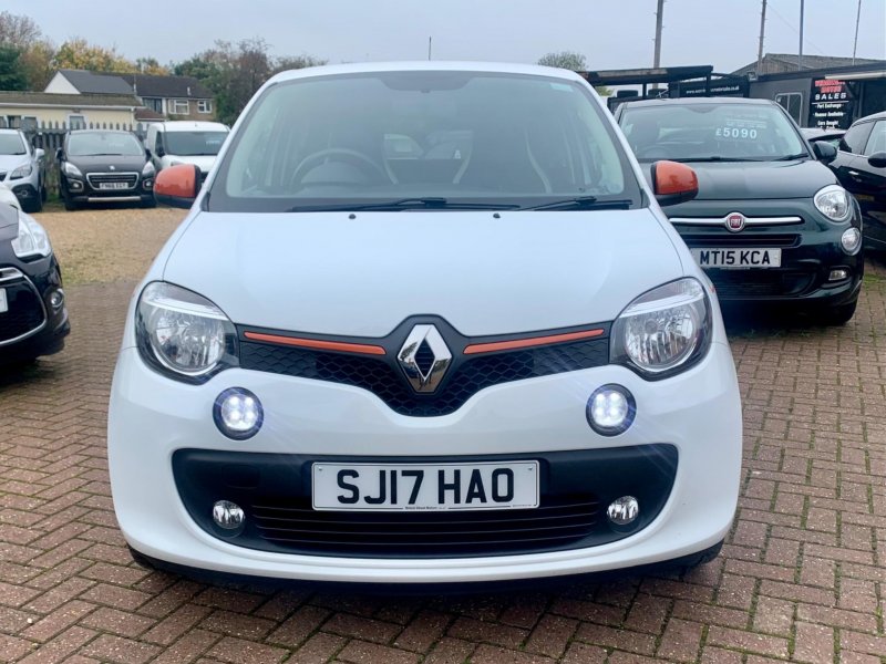 RENAULT TWINGO