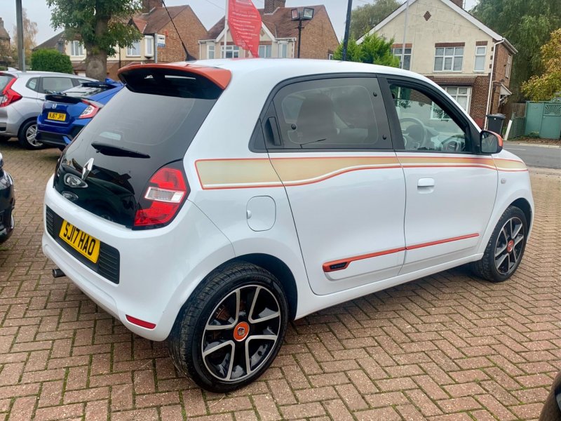 RENAULT TWINGO