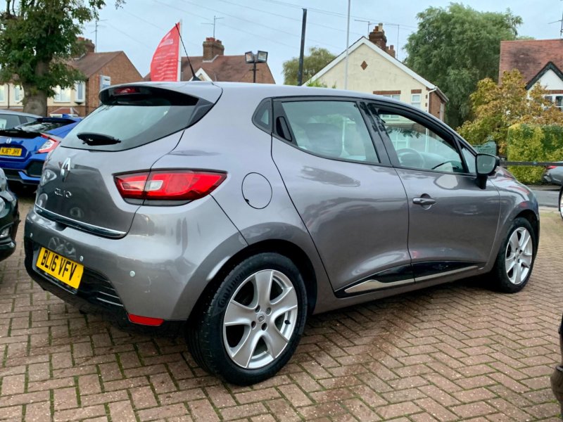 RENAULT CLIO