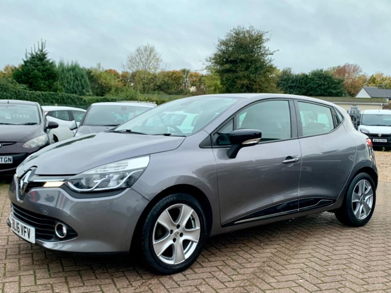 RENAULT CLIO