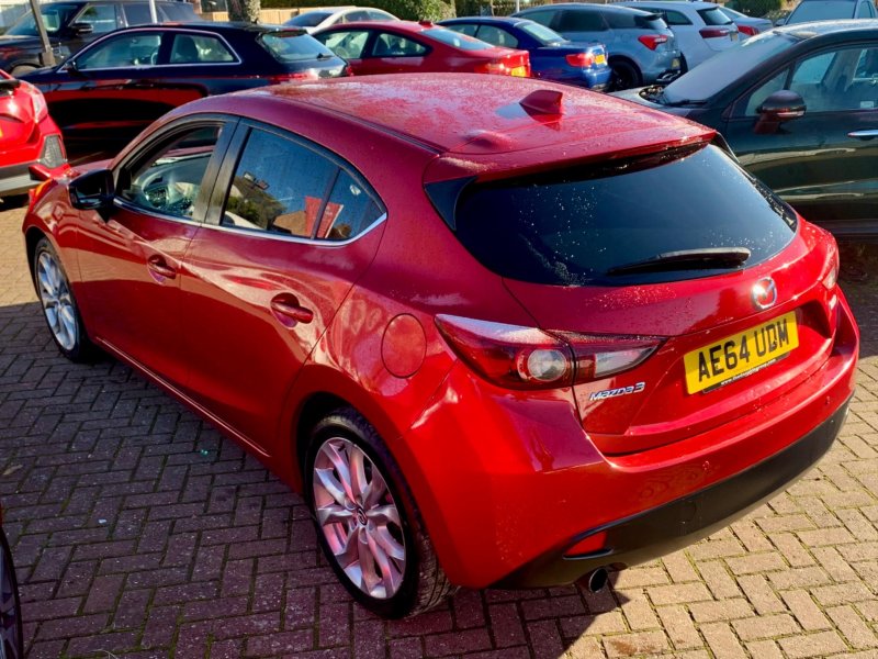 MAZDA MAZDA3
