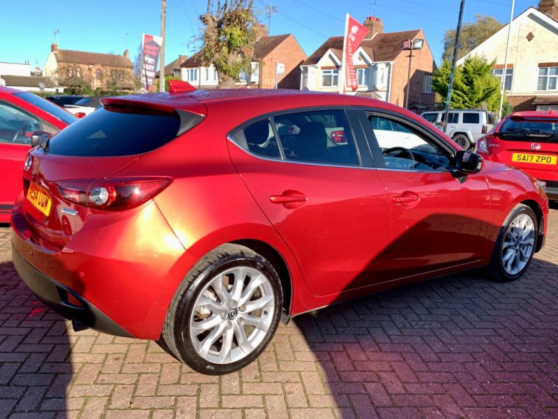 MAZDA MAZDA3