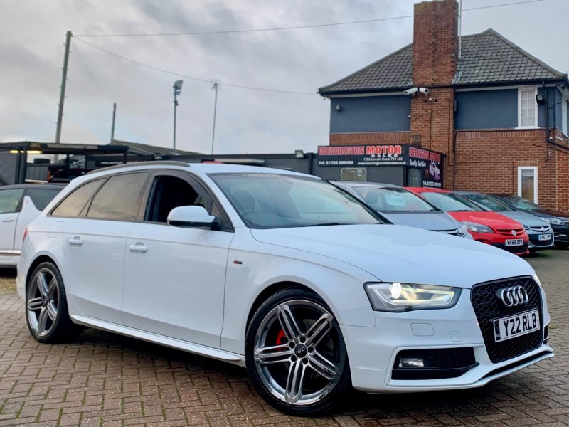 AUDI A4 AVANT