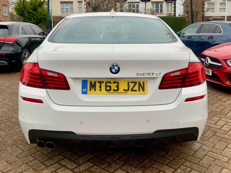 BMW 5 SERIES