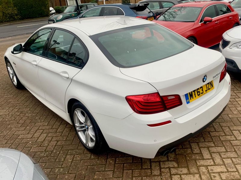 BMW 5 SERIES