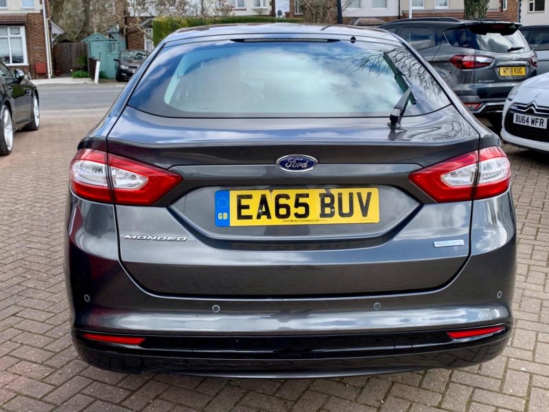FORD MONDEO