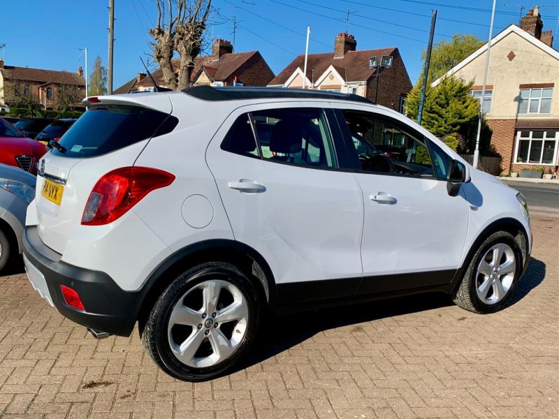 VAUXHALL MOKKA