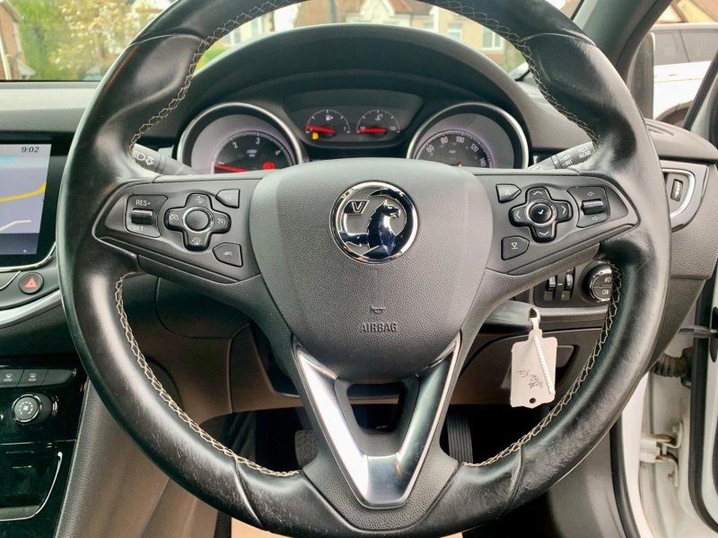 VAUXHALL ASTRA