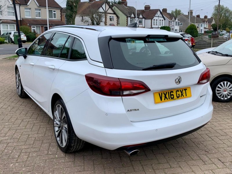 VAUXHALL ASTRA