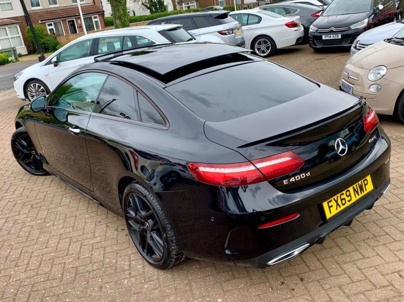 MERCEDES-BENZ E CLASS