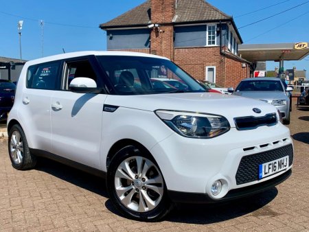 KIA SOUL 1.6 CRDi Connect Auto Euro 5 5dr