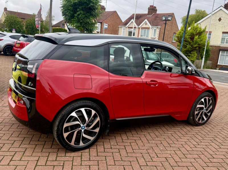 BMW I3