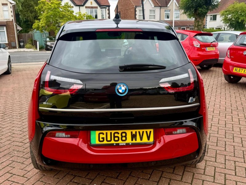 BMW I3