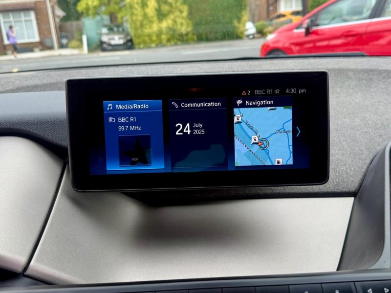 BMW I3