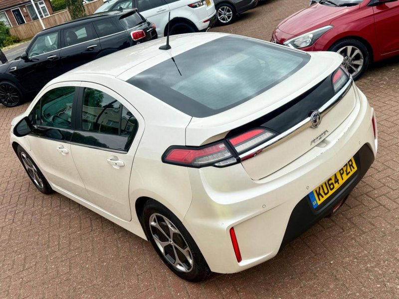 VAUXHALL AMPERA