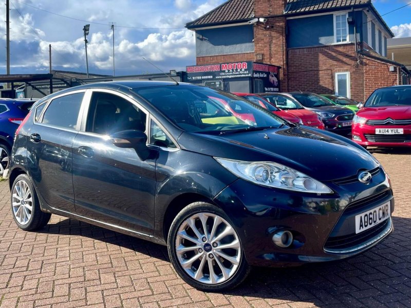 FORD FIESTA 1.4 Titanium 5dr
